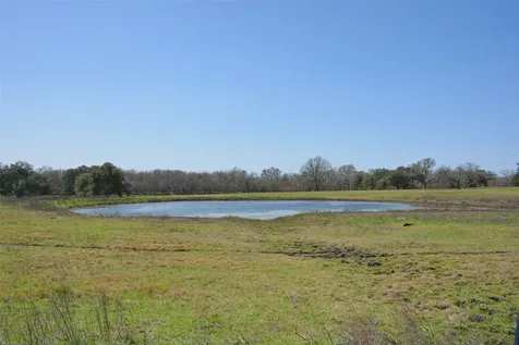 706 Grand Oaks Lane Brenham TX 77833