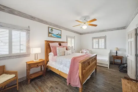 139 Isles End Road Tiki Island TX 77554