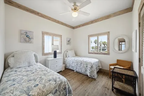 139 Isles End Road Tiki Island TX 77554