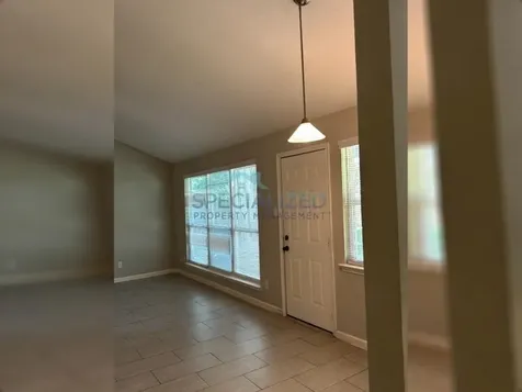 2810 Pinewood Drive League City TX 77573