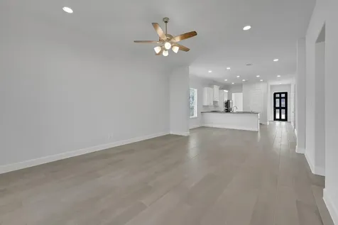 15835 Bird Of Paradise Drive Conroe TX 77302