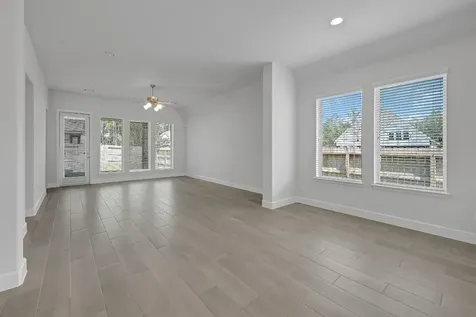 15835 Bird Of Paradise Drive Conroe TX 77302