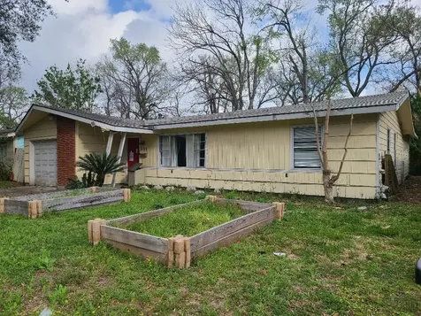 422 Surratt Drive Houston TX 77091