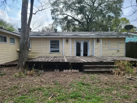 422 Surratt Drive Houston TX 77091