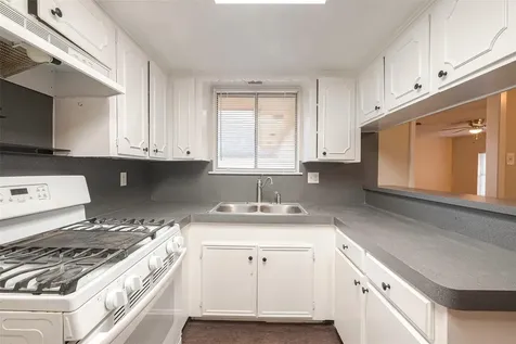 1447 Willow Rock Road Houston TX 77088