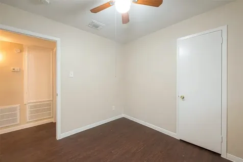 1447 Willow Rock Road Houston TX 77088