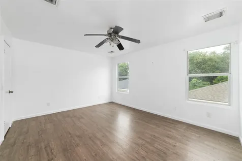 10106 Farrell Drive Houston TX 77070