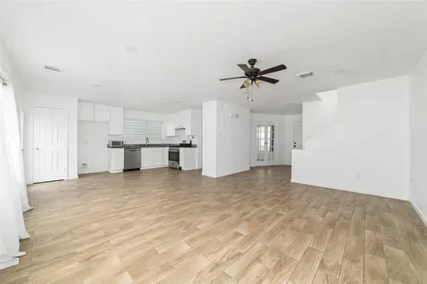 10106 Farrell Drive Houston TX 77070