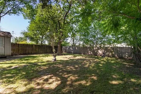 5808 Community Drive Houston TX 77005