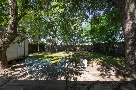 5808 Community Drive Houston TX 77005