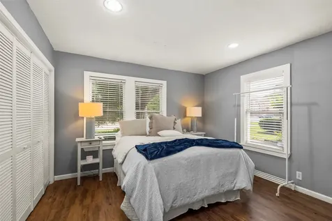 5808 Community Drive Houston TX 77005