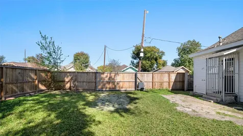 1619 Chapman Street Houston TX 77009