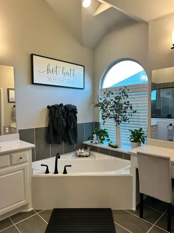 519 Dehaviland Lane Fate TX 75087