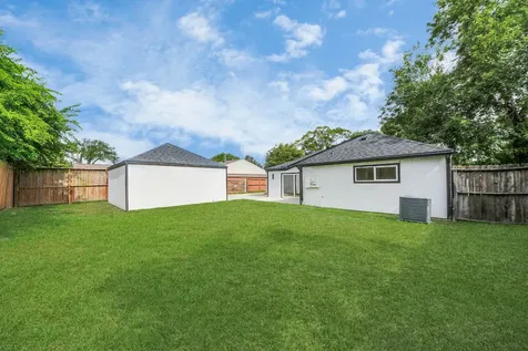 6249 Locke Lane Houston TX 77057