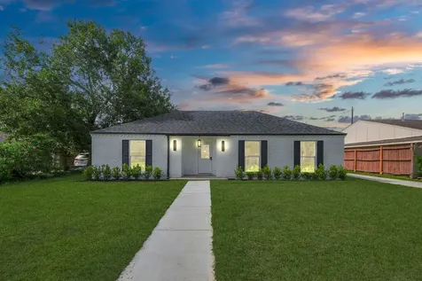 6249 Locke Lane Houston TX 77057