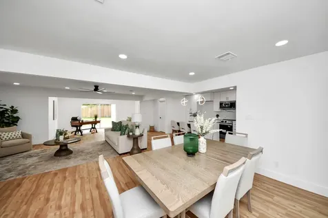6249 Locke Lane Houston TX 77057