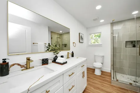 6249 Locke Lane Houston TX 77057
