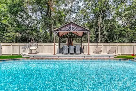 14 Dovetail Place The Woodlands TX 77381