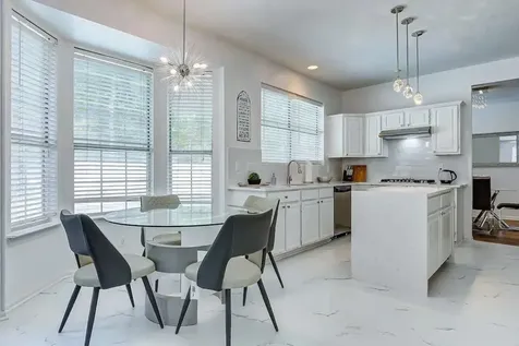 14 Dovetail Place The Woodlands TX 77381