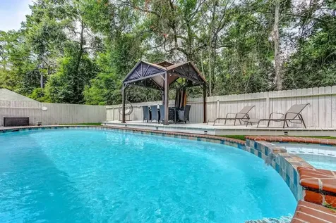 14 Dovetail Place The Woodlands TX 77381