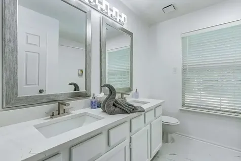 14 Dovetail Place The Woodlands TX 77381