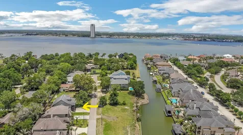 226 Valmar Street Kemah TX 77565