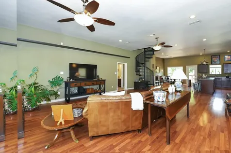 226 Valmar Street Kemah TX 77565