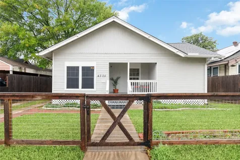 4305 Wilmer Street Houston TX 77003