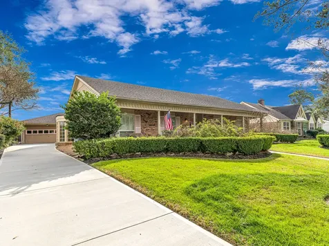 818 Olney Oak Drive Houston TX 77079