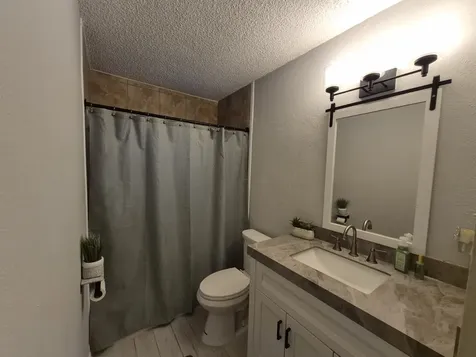 10911 Sageyork Drive South Houston TX 77089