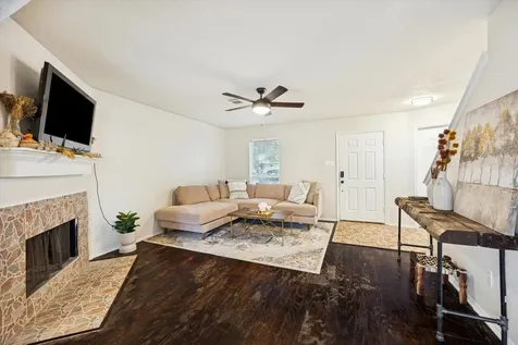 8807 Sage Place Drive Houston TX 77071