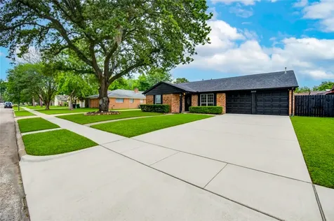 11223 Sagehill Drive Houston TX 77089