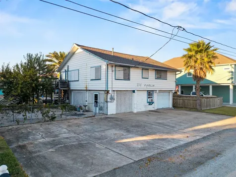775 Marlin Street Bayou Vista TX 77563