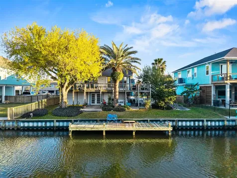775 Marlin Street Bayou Vista TX 77563