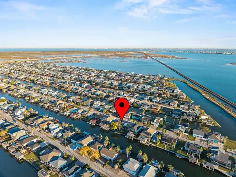 775 Marlin Street Bayou Vista TX 77563