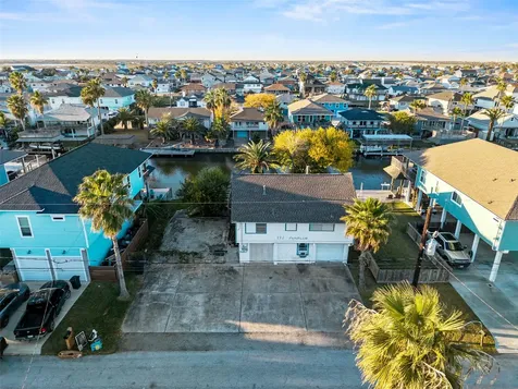 775 Marlin Street Bayou Vista TX 77563