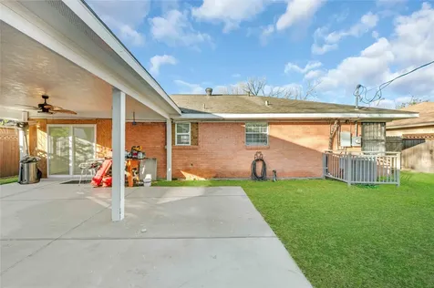 6014 Belarbor Street Houston TX 77033