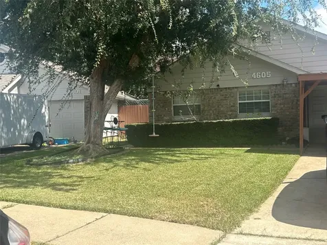 4605 Greenwood Drive Rosenberg TX 77471