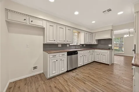 422 Willow Vista Drive El Lago TX 77586