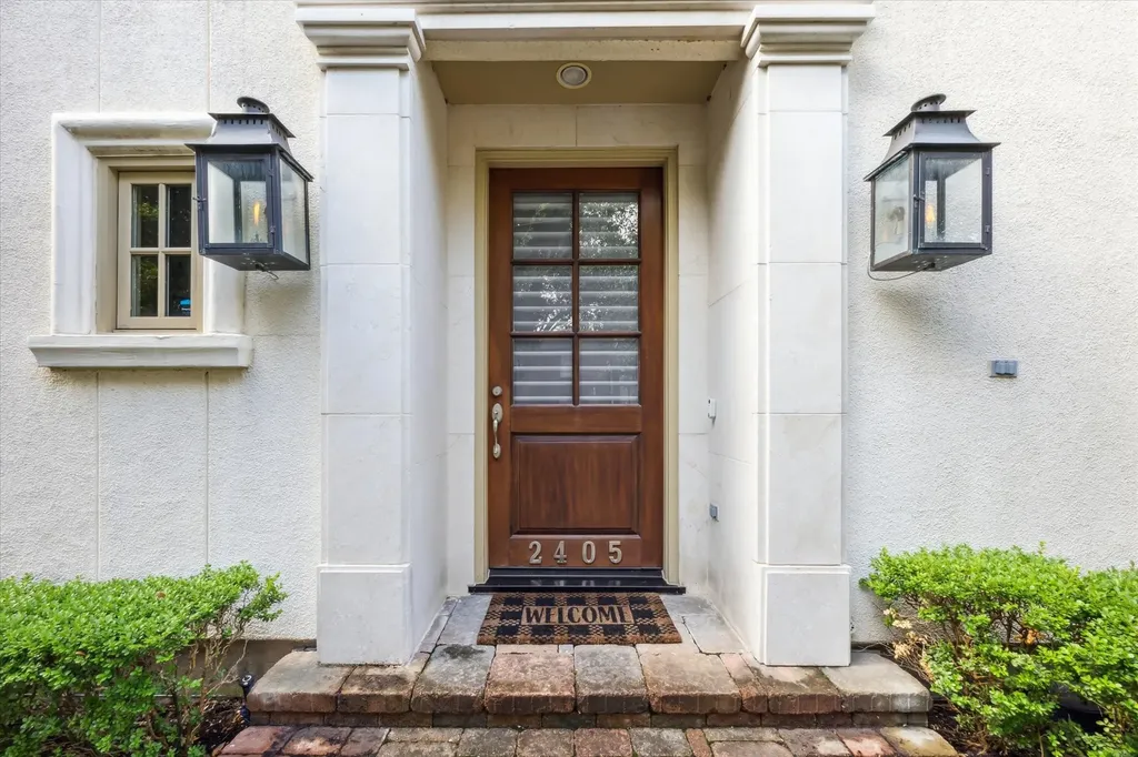 2405 Richton Street Houston TX 77098