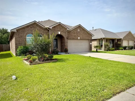 310 Gulf Winds Drive Bacliff TX 77518