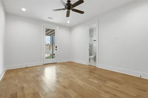 2213 Francis Street Houston TX 77004