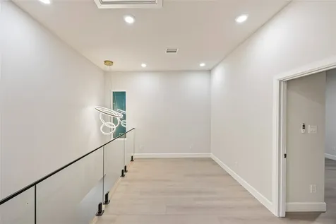 2021 Wilburforce Street W Houston TX 77091