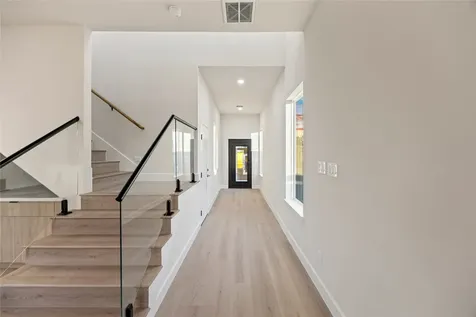2021 Wilburforce Street W Houston TX 77091