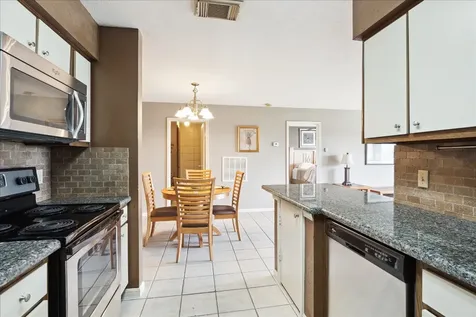 18617 Egret Bay Boulevard 308 Webster TX 77058