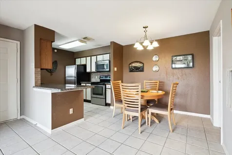 18617 Egret Bay Boulevard 308 Webster TX 77058