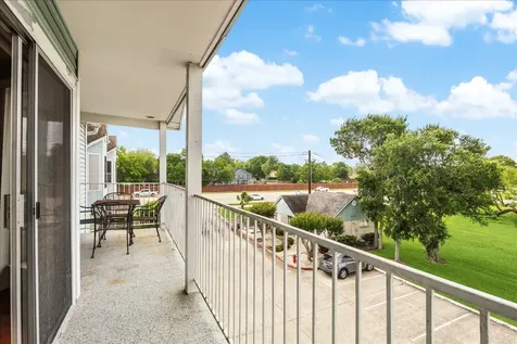 18617 Egret Bay Boulevard 308 Webster TX 77058
