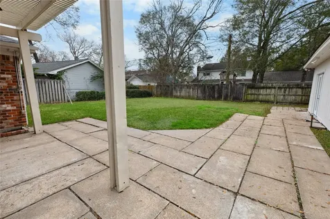 302 Shadow Creek Drive El Lago TX 77586