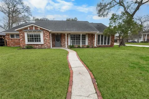 302 Shadow Creek Drive El Lago TX 77586
