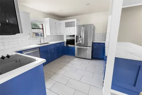 302 Shadow Creek Drive El Lago TX 77586